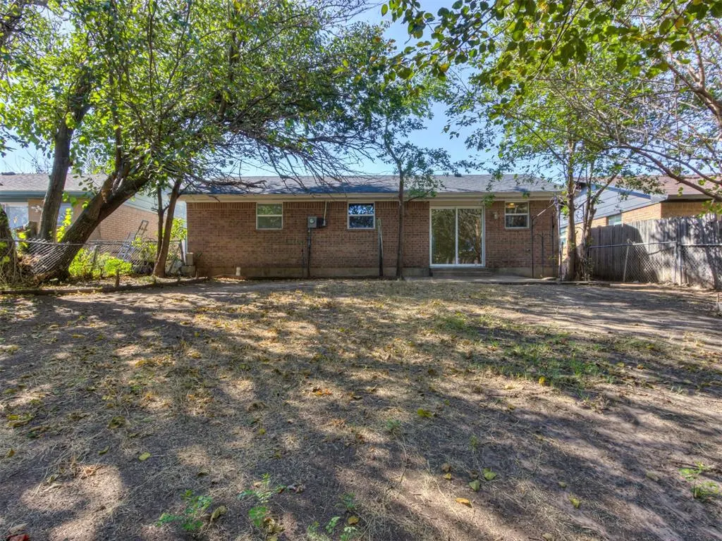 Photo 29 — 1007 NW 20th Street, Moore, OK 73160
