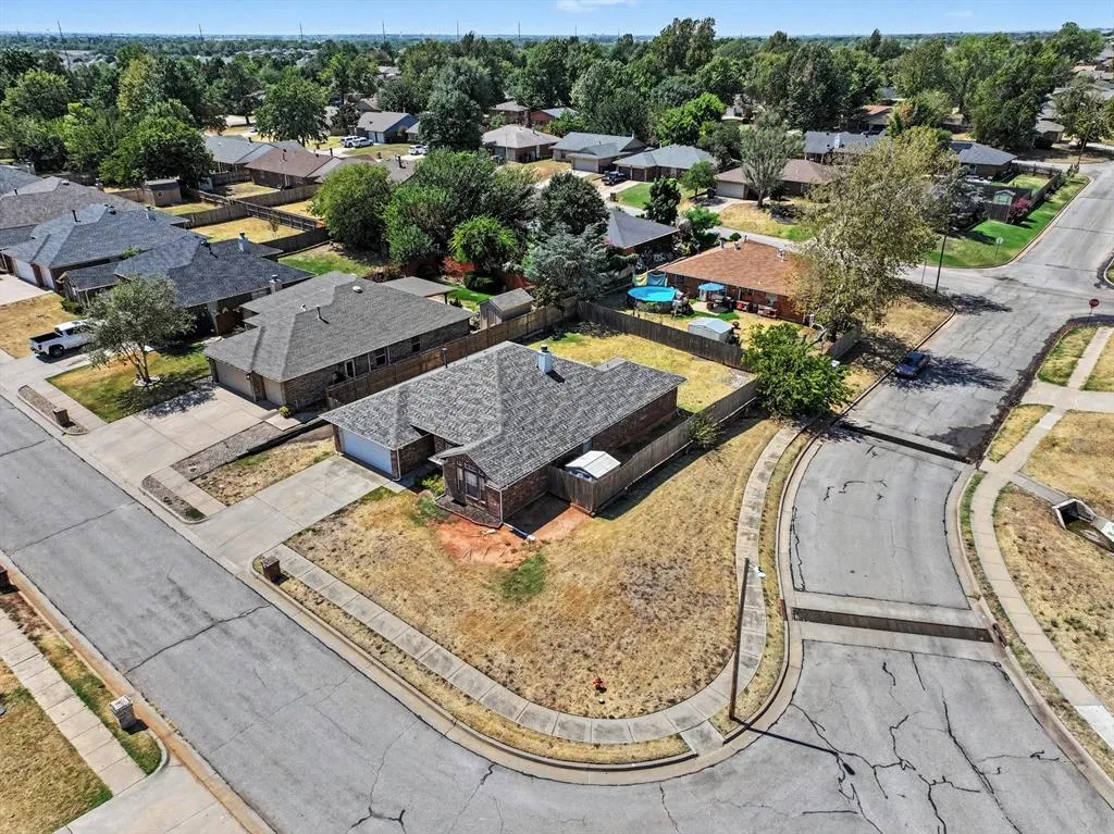 Photo 32 — 8213 Aaron Drive, Oklahoma City, OK 73132