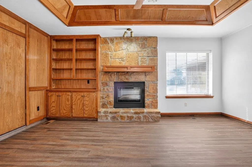 Photo 5 — 18504 Laurel Oak Drive, Edmond, OK 73012