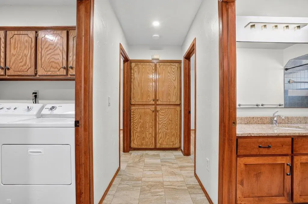 Photo 19 — 18504 Laurel Oak Drive, Edmond, OK 73012