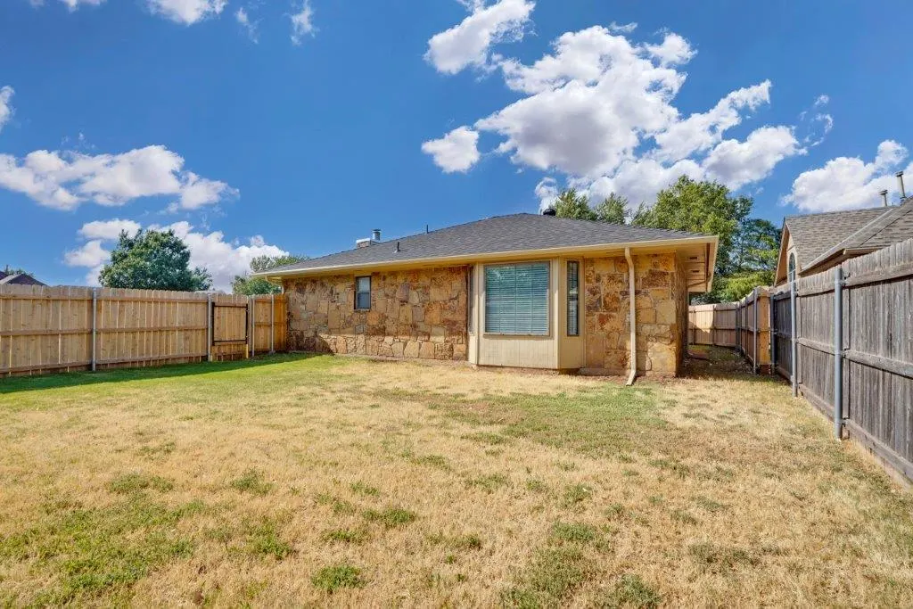Photo 28 — 18504 Laurel Oak Drive, Edmond, OK 73012
