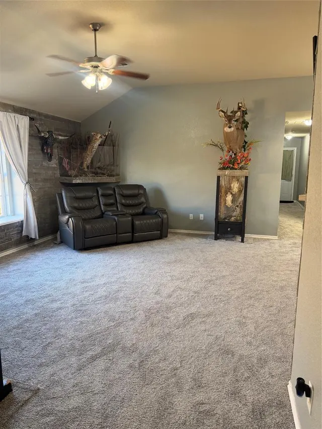 Photo 2 — 12321 SW 9th Terrace, Yukon, OK 73099