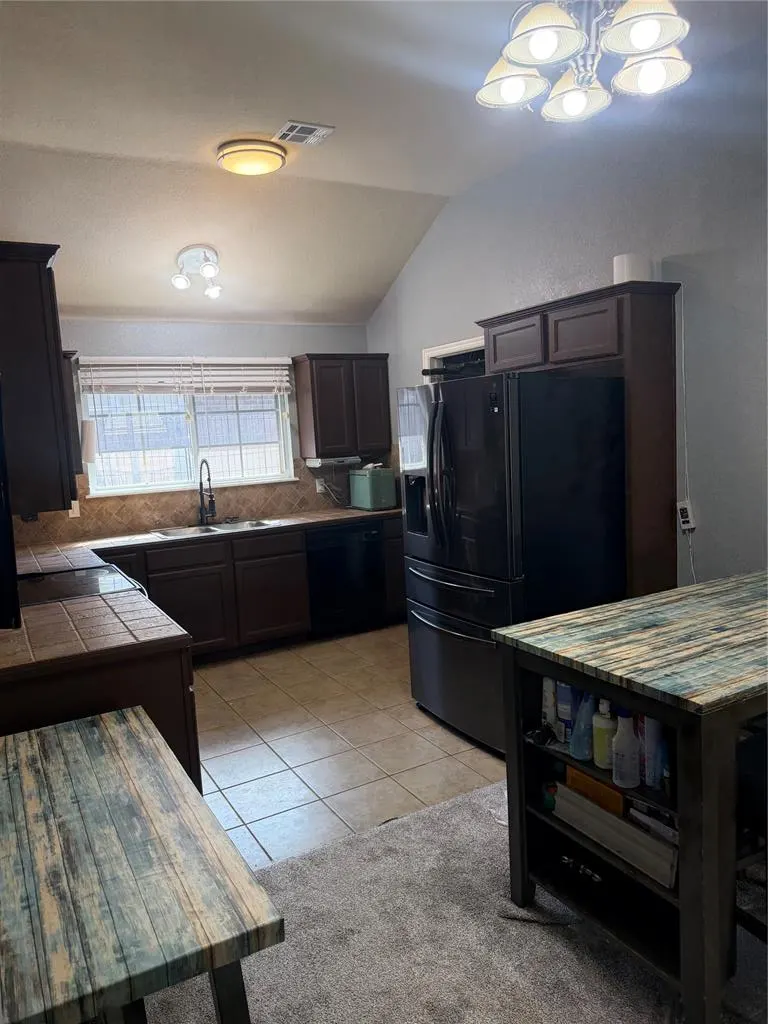 Photo 6 — 12321 SW 9th Terrace, Yukon, OK 73099