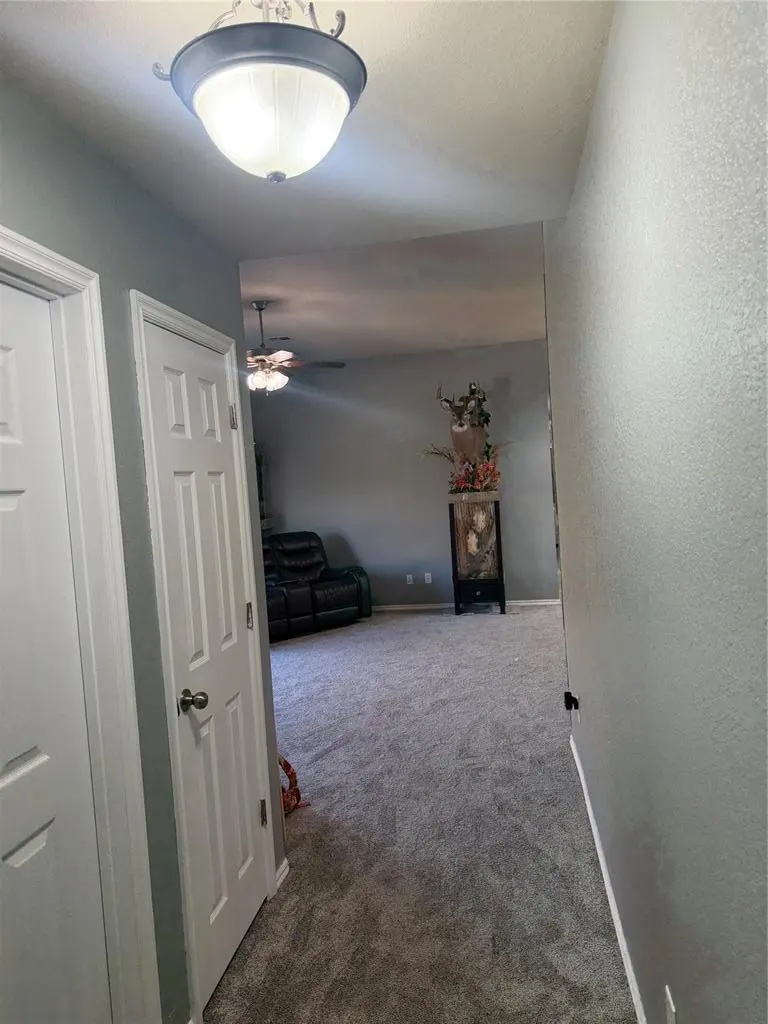 Photo 10 — 12321 SW 9th Terrace, Yukon, OK 73099