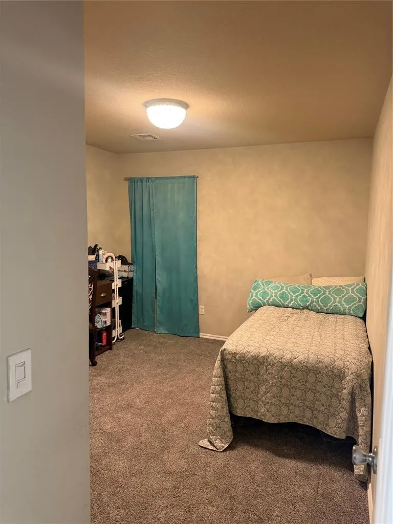 Photo 16 — 12321 SW 9th Terrace, Yukon, OK 73099