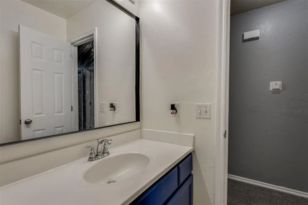Photo 25 — 12321 SW 9th Terrace, Yukon, OK 73099