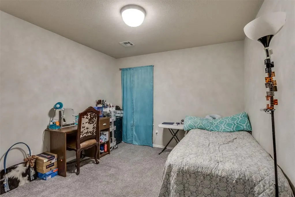 Photo 26 — 12321 SW 9th Terrace, Yukon, OK 73099
