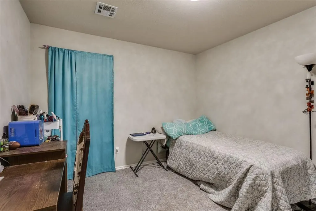 Photo 27 — 12321 SW 9th Terrace, Yukon, OK 73099