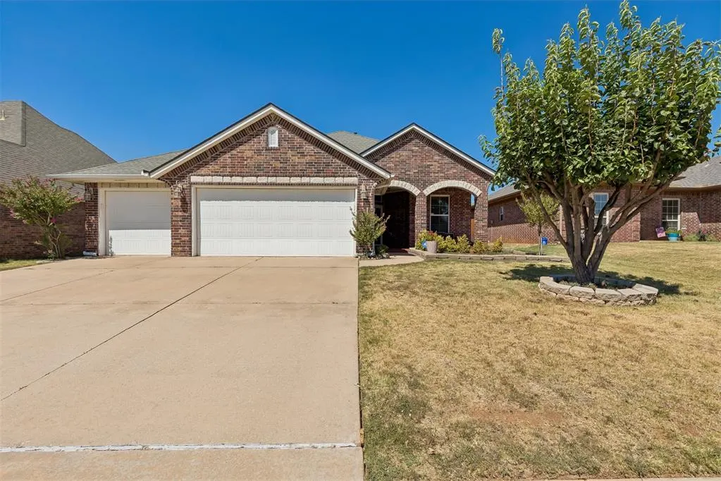 Front exterior — 2113 NW 158th Street, Edmond, OK 73013