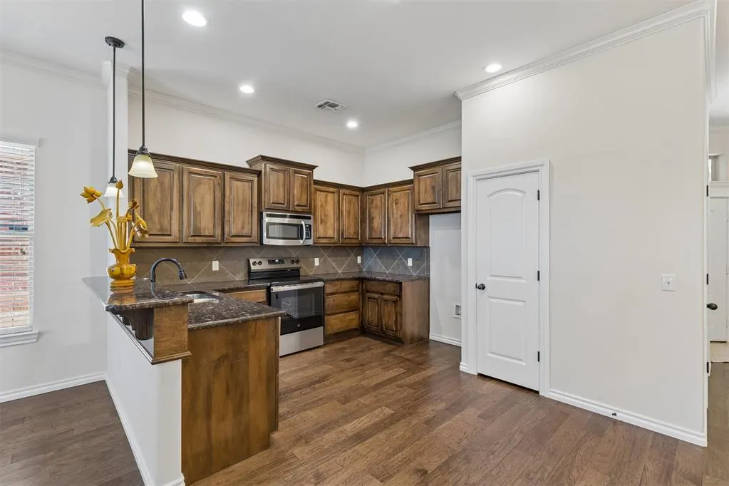 Photo 13 — 2113 NW 158th Street, Edmond, OK 73013
