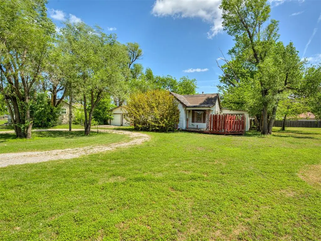 Front exterior — 816 S Sooner Road, Midwest City, OK 73110
