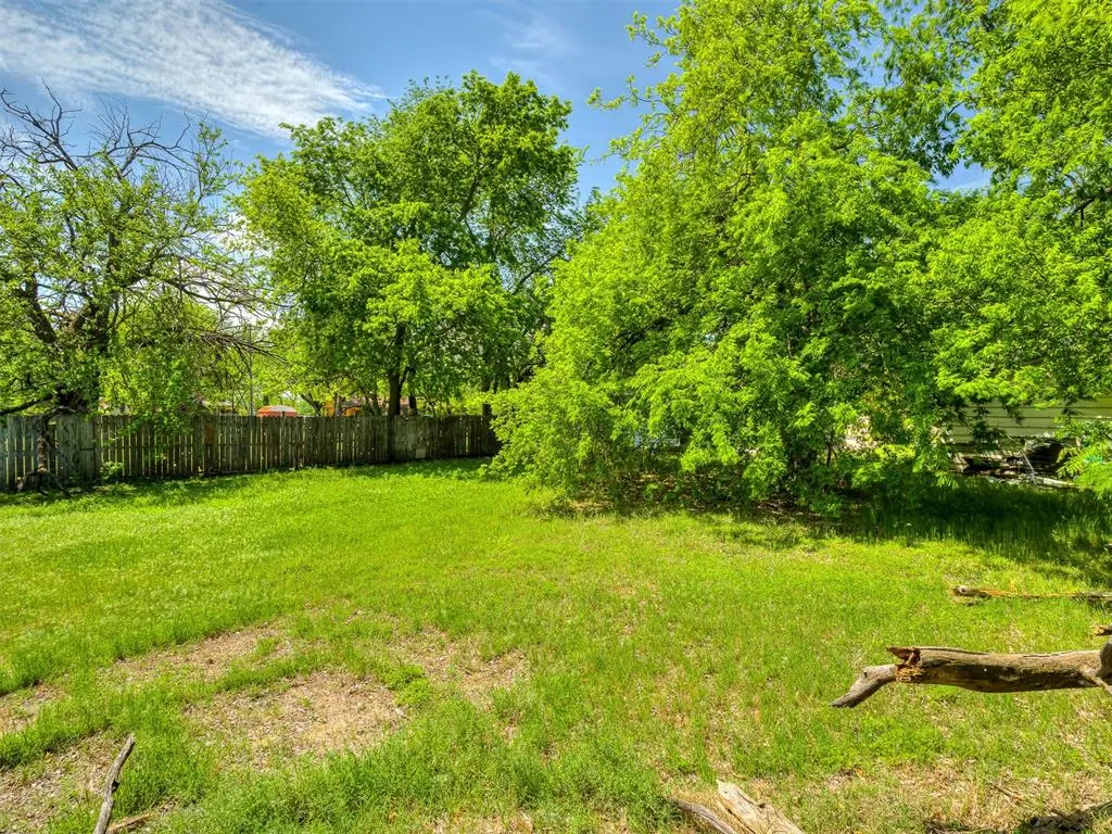 Photo 6 — 816 S Sooner Road, Midwest City, OK 73110