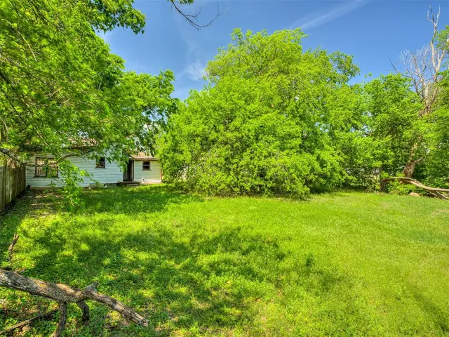 Photo 7 — 816 S Sooner Road, Midwest City, OK 73110
