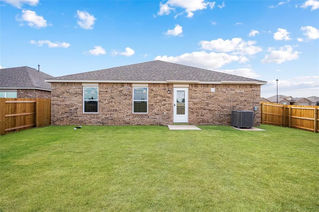 Photo 11 — 740 Luna Way, Tuttle, OK 73089