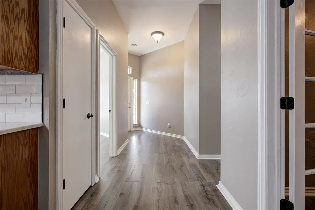 Photo 23 — 13232 Signature Circle, Oklahoma City, OK 73142