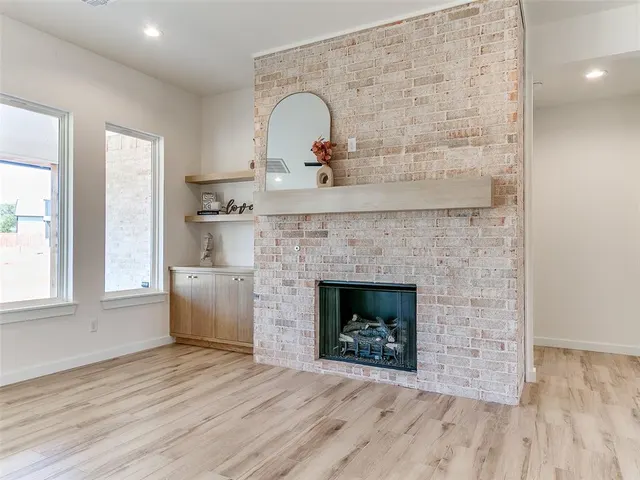 Photo 8 — 141 W Lynn Court Drive, Mustang, OK 73064