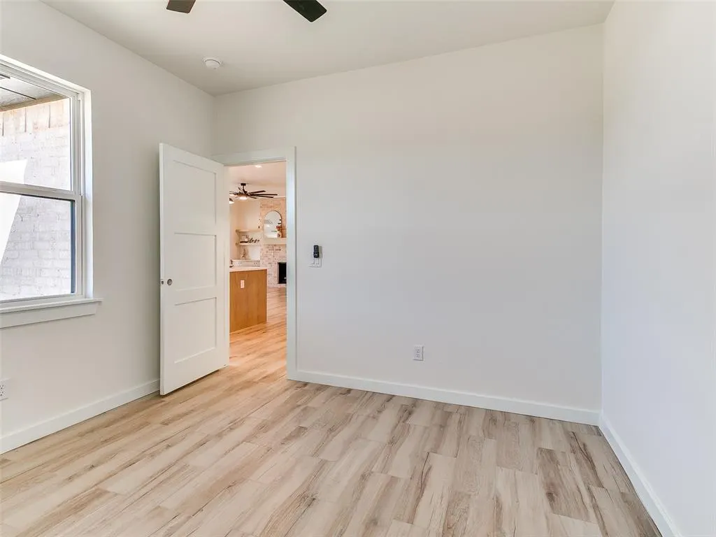 Photo 24 — 141 W Lynn Court Drive, Mustang, OK 73064