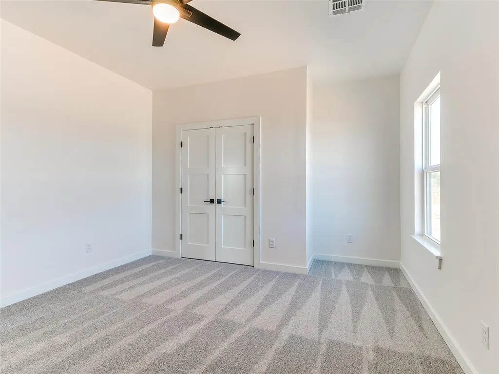 Photo 41 — 141 W Lynn Court Drive, Mustang, OK 73064