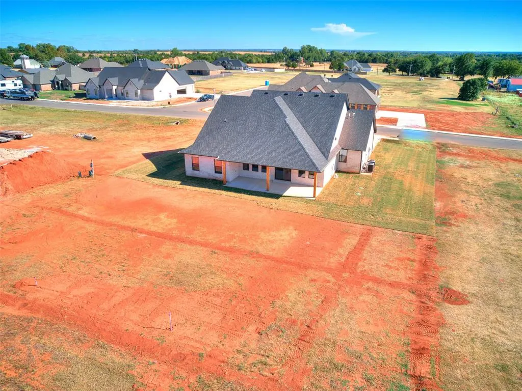 Photo 48 — 141 W Lynn Court Drive, Mustang, OK 73064