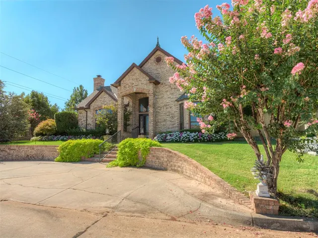 Photo 3 — 2104 Pinnacle Point, Oklahoma City, OK 73170