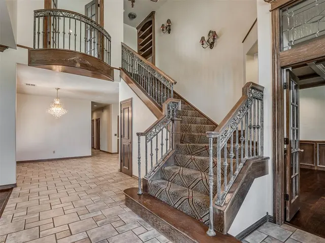 Photo 7 — 2104 Pinnacle Point, Oklahoma City, OK 73170