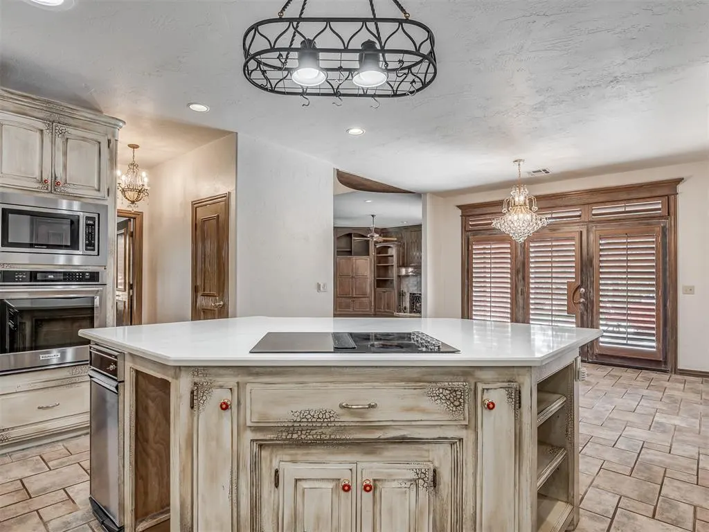 Photo 13 — 2104 Pinnacle Point, Oklahoma City, OK 73170