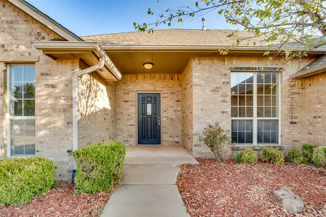 Photo 2 — 4641 NW 158th Street, Edmond, OK 73013