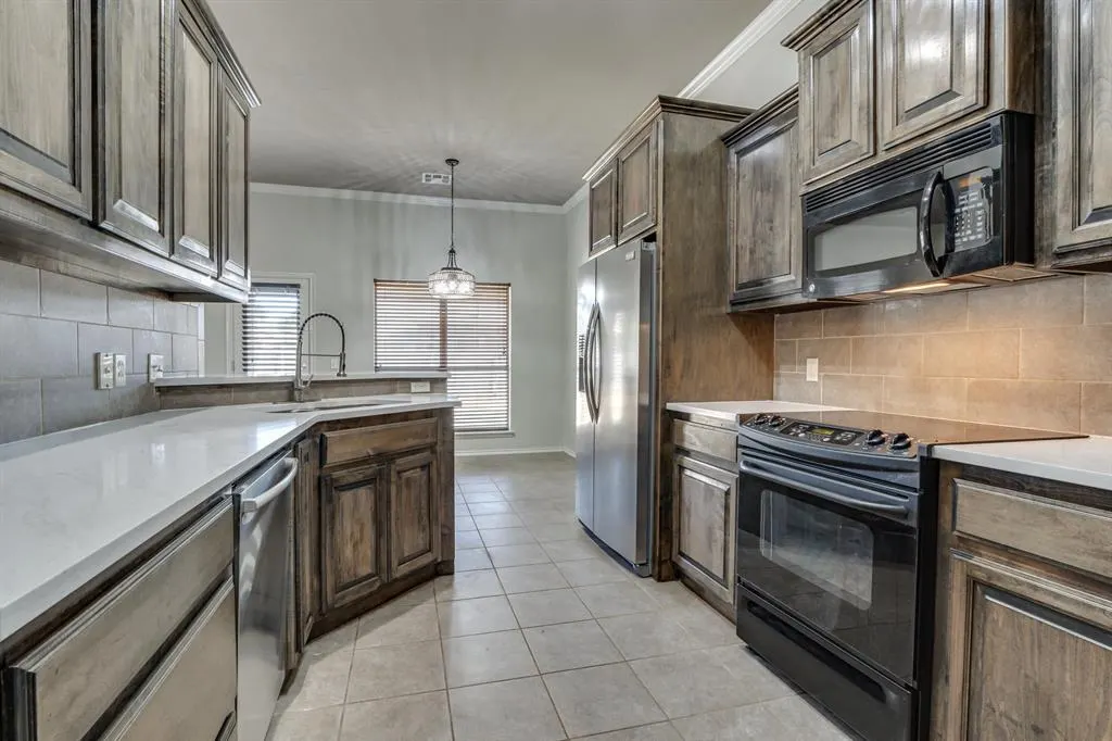 Photo 9 — 4641 NW 158th Street, Edmond, OK 73013