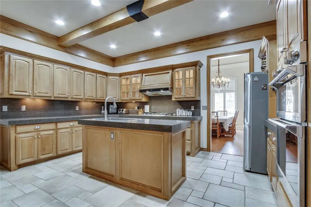 Photo 14 — 2301 Bay Hill Place, Edmond, OK 73034