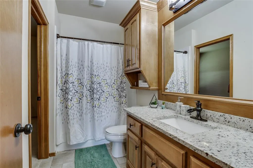 Photo 38 — 2301 Bay Hill Place, Edmond, OK 73034