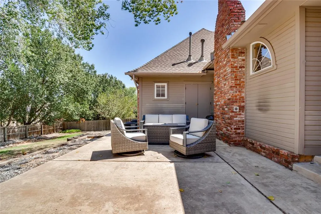Photo 42 — 2301 Bay Hill Place, Edmond, OK 73034