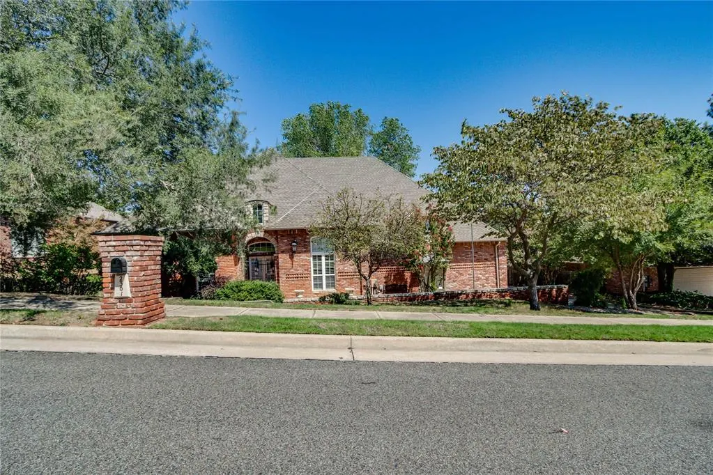 Photo 46 — 2301 Bay Hill Place, Edmond, OK 73034