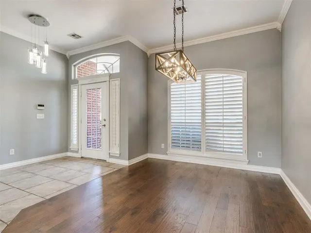 Photo 5 — 909 Hearthstone, Norman, OK 73072