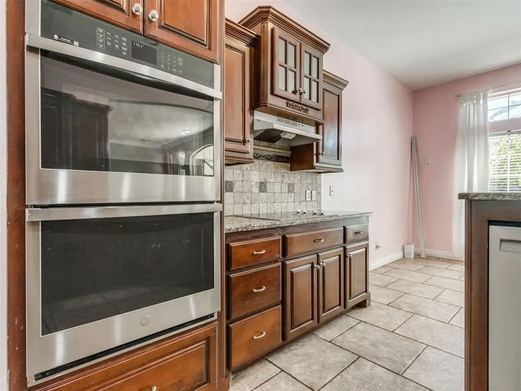 Photo 14 — 909 Hearthstone, Norman, OK 73072