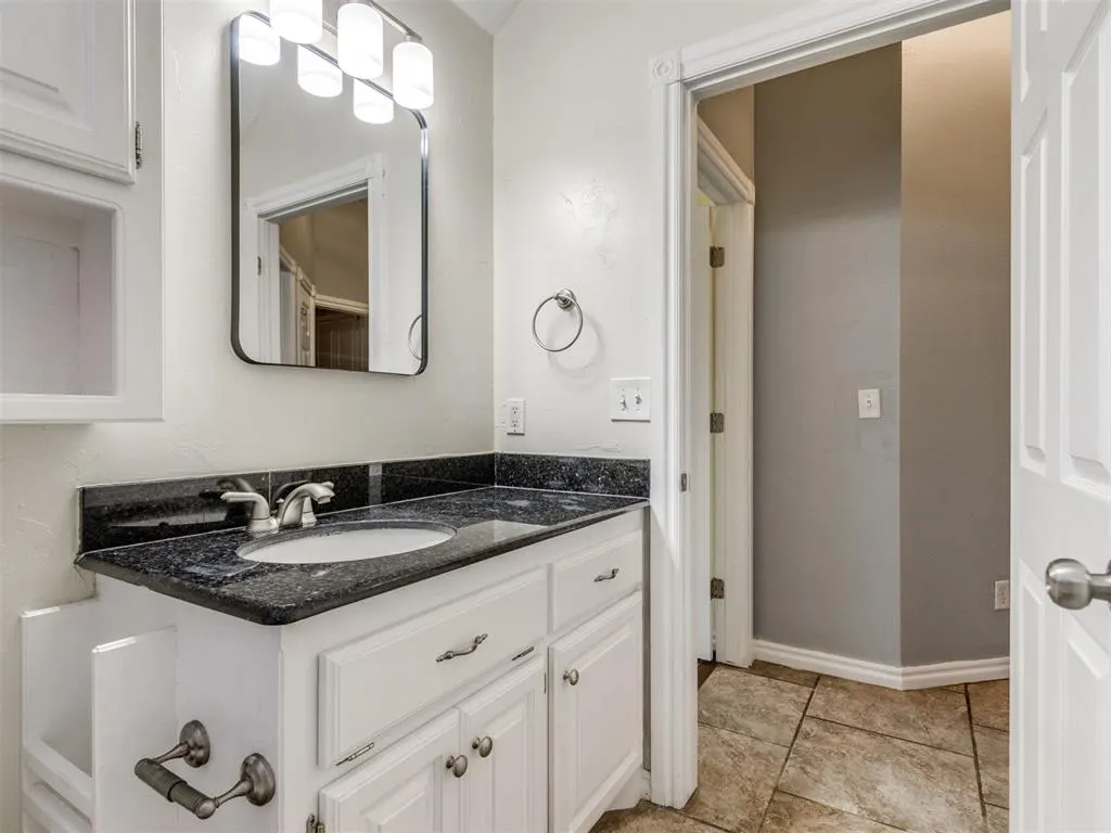 Photo 23 — 909 Hearthstone, Norman, OK 73072