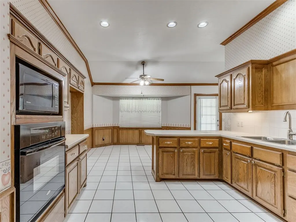 Photo 20 — 109 S Ramblin Oaks Drive, Moore, OK 73160