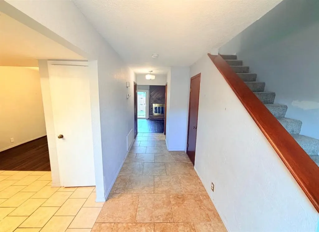 Photo 3 — 8077 NW 23rd Street, Oklahoma City, OK 73127