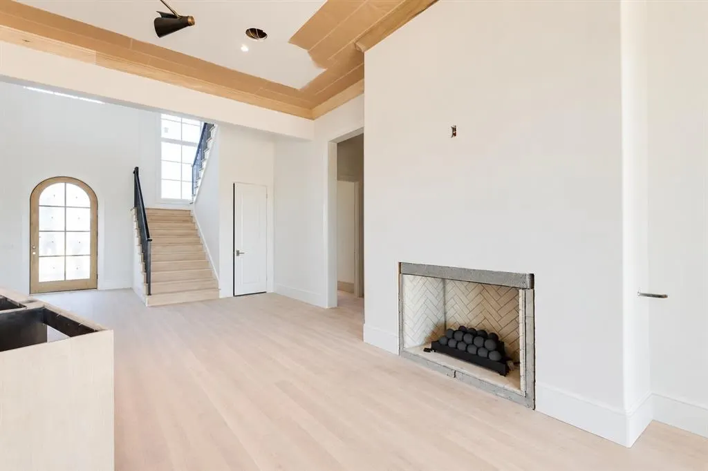 Photo 8 — 20886 Alba Court, Edmond, OK 73012