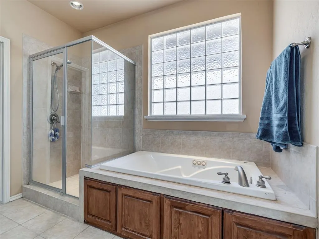 Photo 24 — 15624 Traditions Drive, Edmond, OK 73013