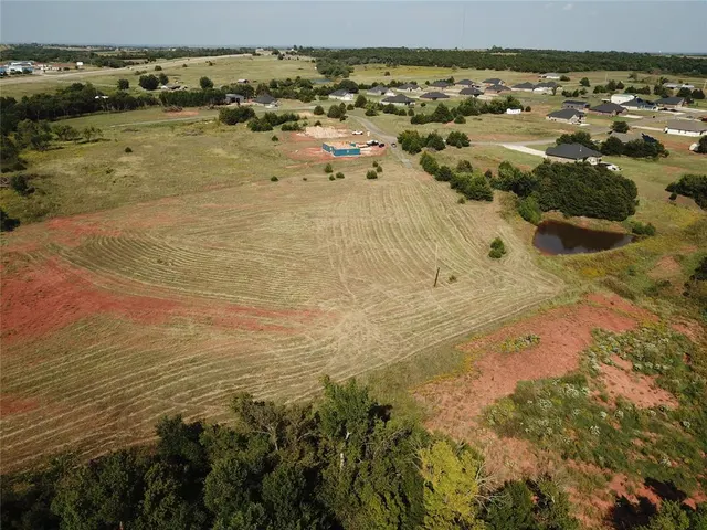 Photo 7 — 5595 Little Farms Road, Guthrie, OK 73044