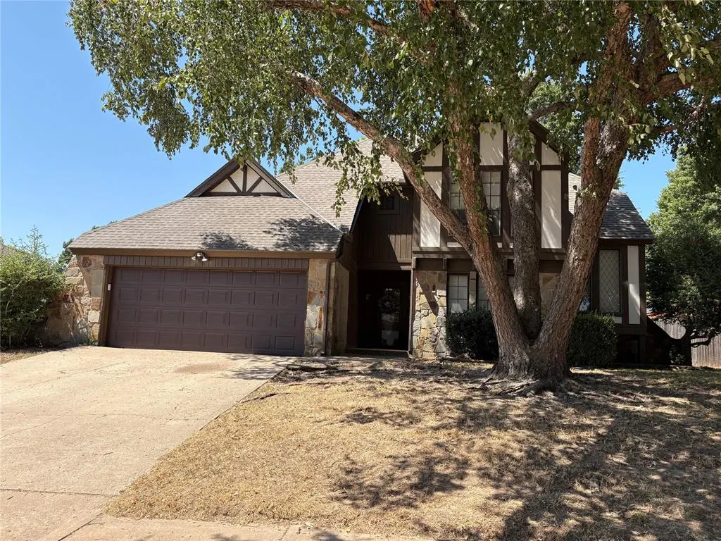 Front exterior — 706 Heatherhill Drive, Norman, OK 73072