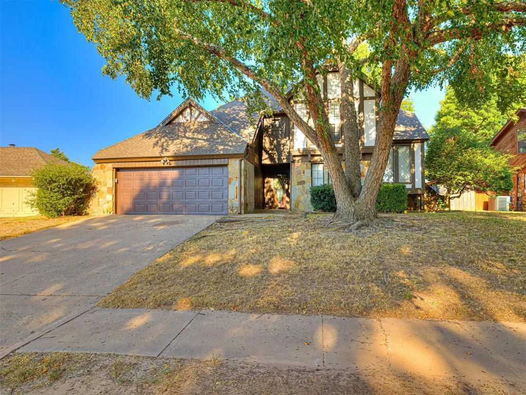 Photo 2 — 706 Heatherhill Drive, Norman, OK 73072