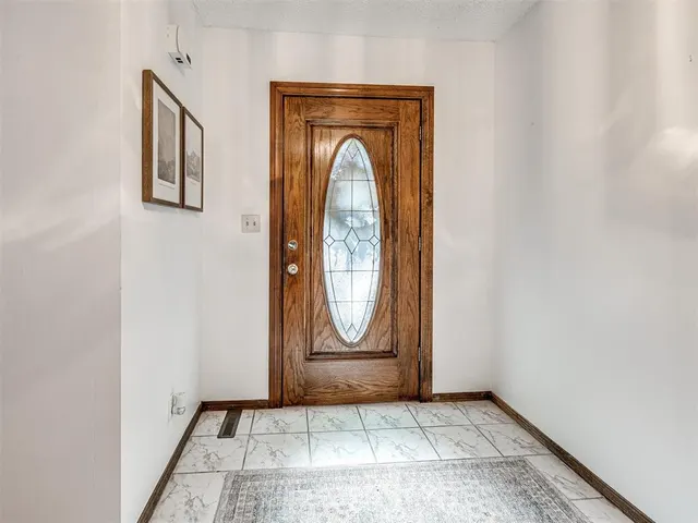 Photo 8 — 706 Heatherhill Drive, Norman, OK 73072
