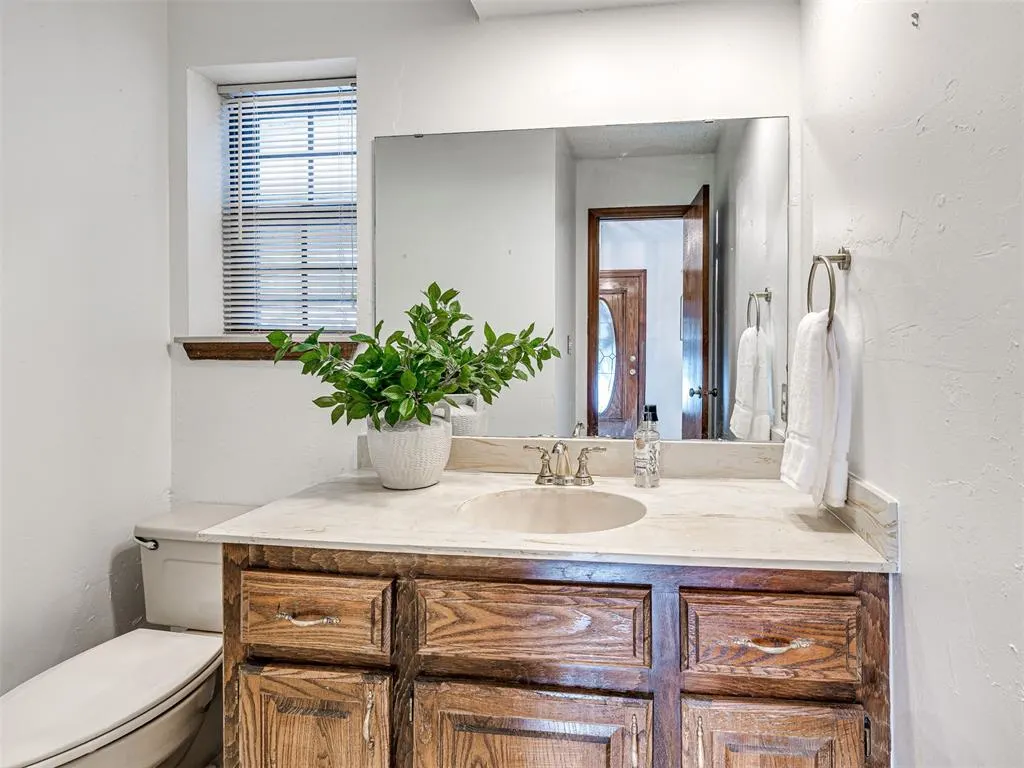 Photo 11 — 706 Heatherhill Drive, Norman, OK 73072