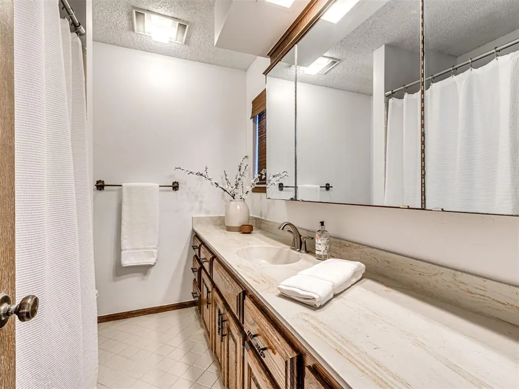 Photo 19 — 706 Heatherhill Drive, Norman, OK 73072