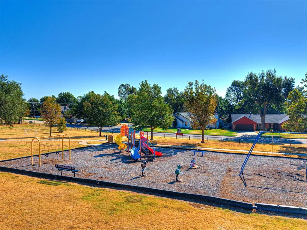 Photo 38 — 706 Heatherhill Drive, Norman, OK 73072