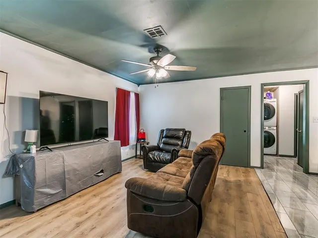 Photo 3 — 3040 SW 39th Street, Oklahoma City, OK 73119
