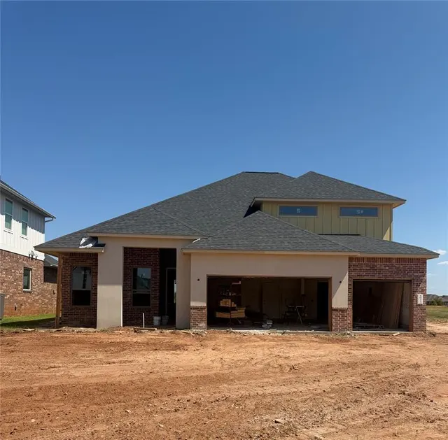 Photo 3 — 16028 Navarra Way, Oklahoma City, OK 73170