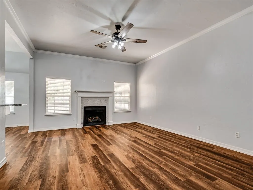 Photo 7 — 11108 SW 8th Street, Yukon, OK 73099