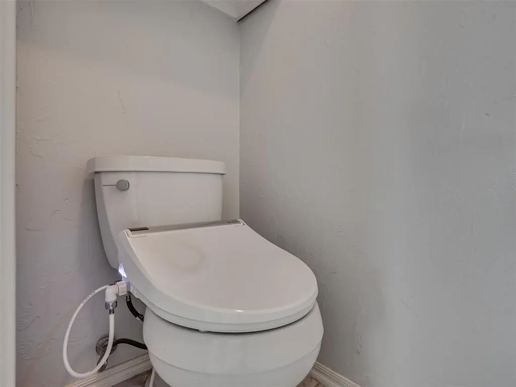Photo 25 — 11108 SW 8th Street, Yukon, OK 73099